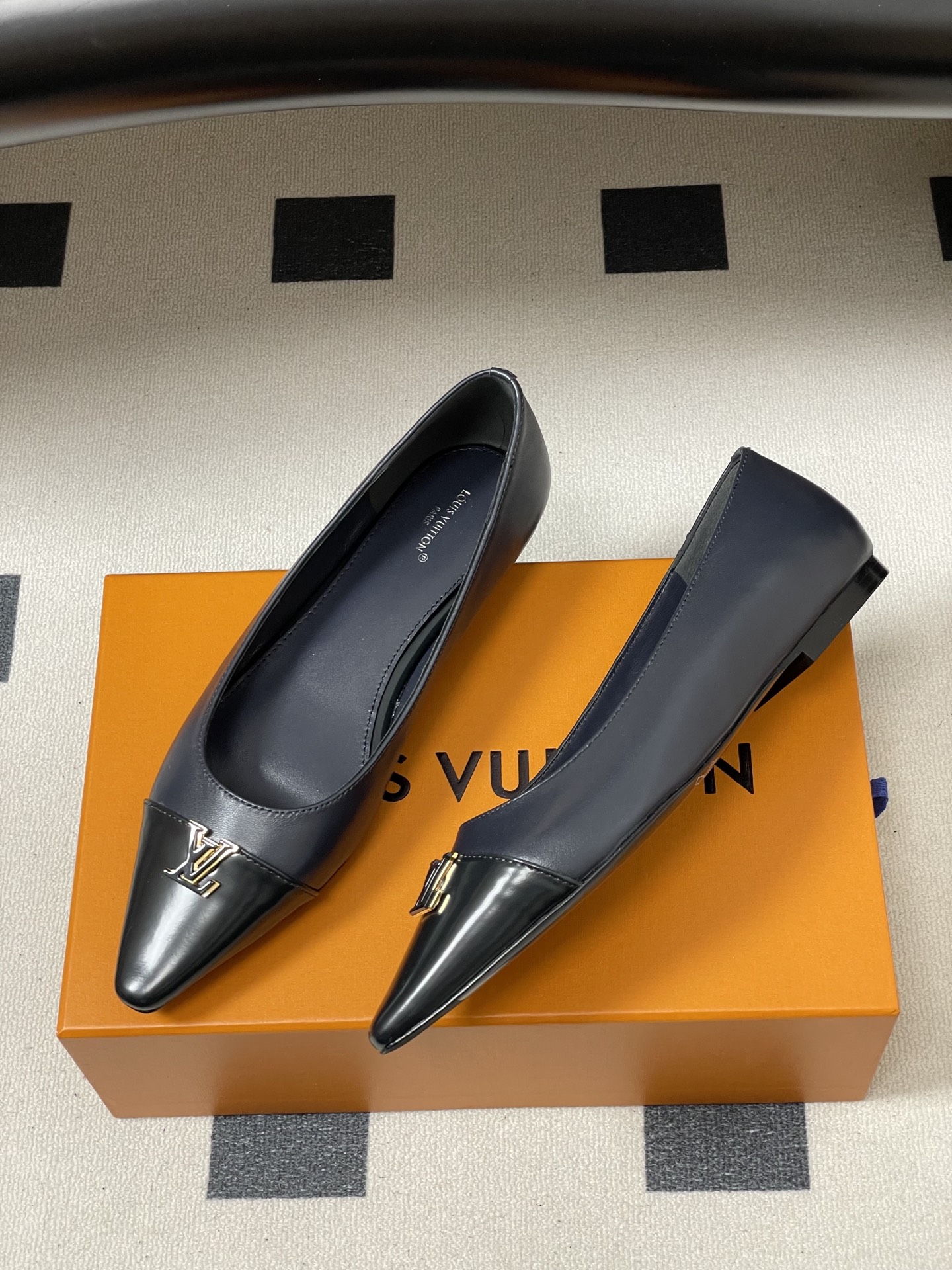 Women's high heels